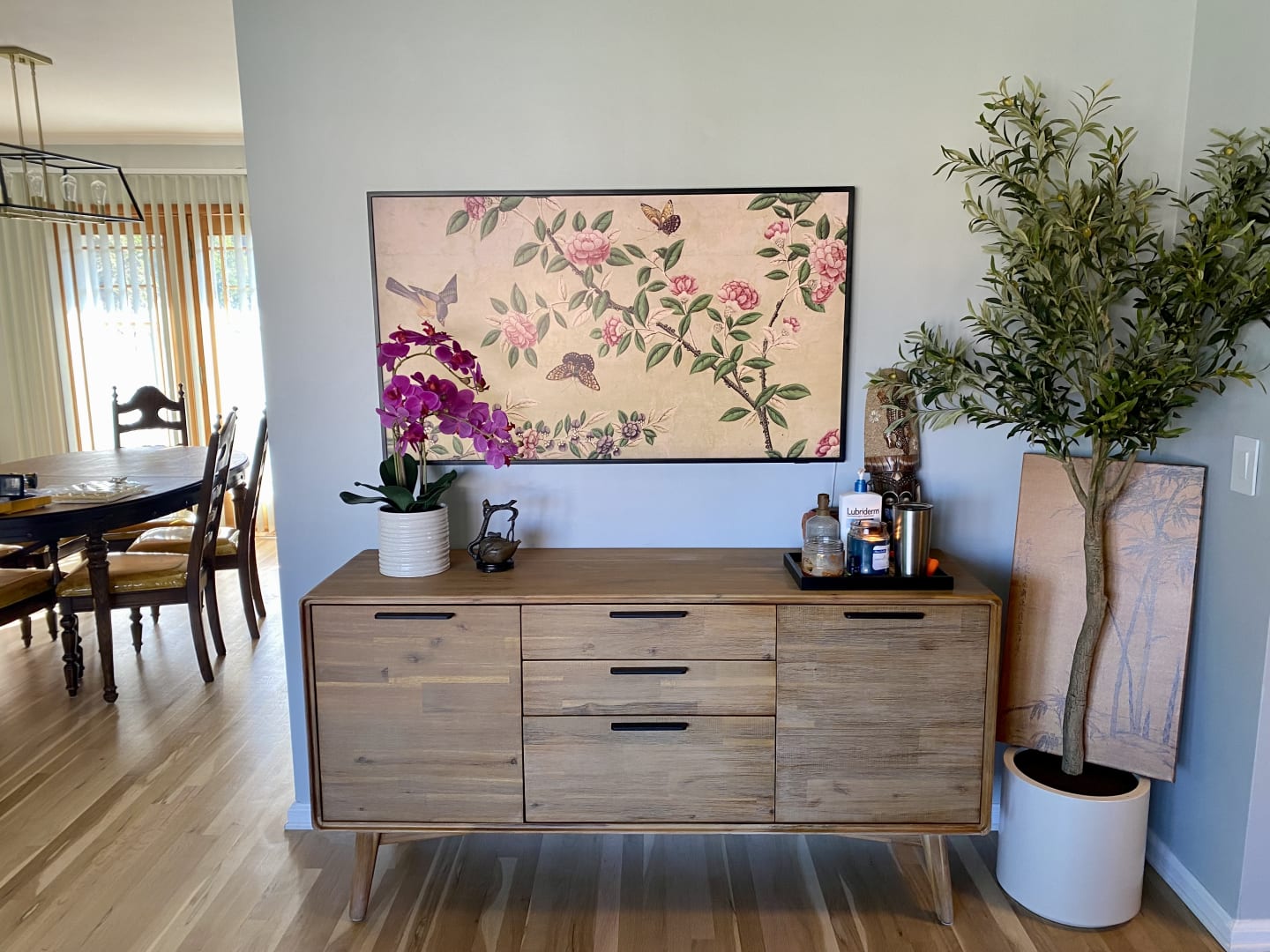 Sideboard - 014